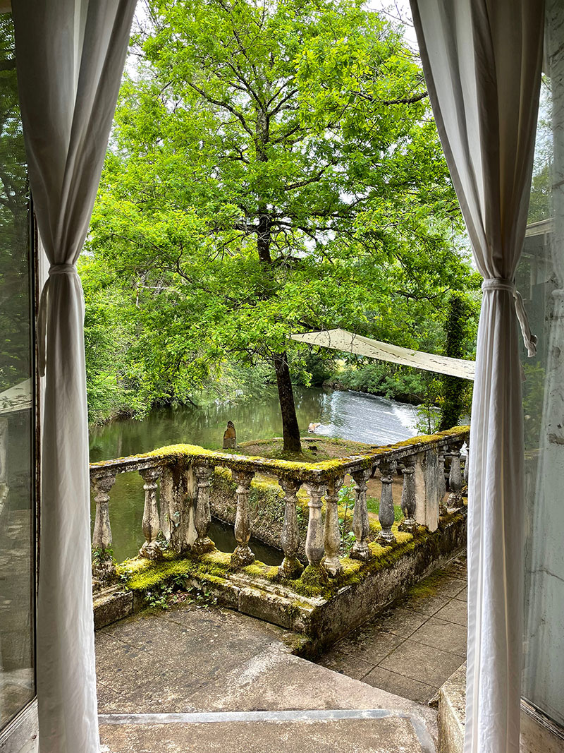 Moulin-view-of-the-river